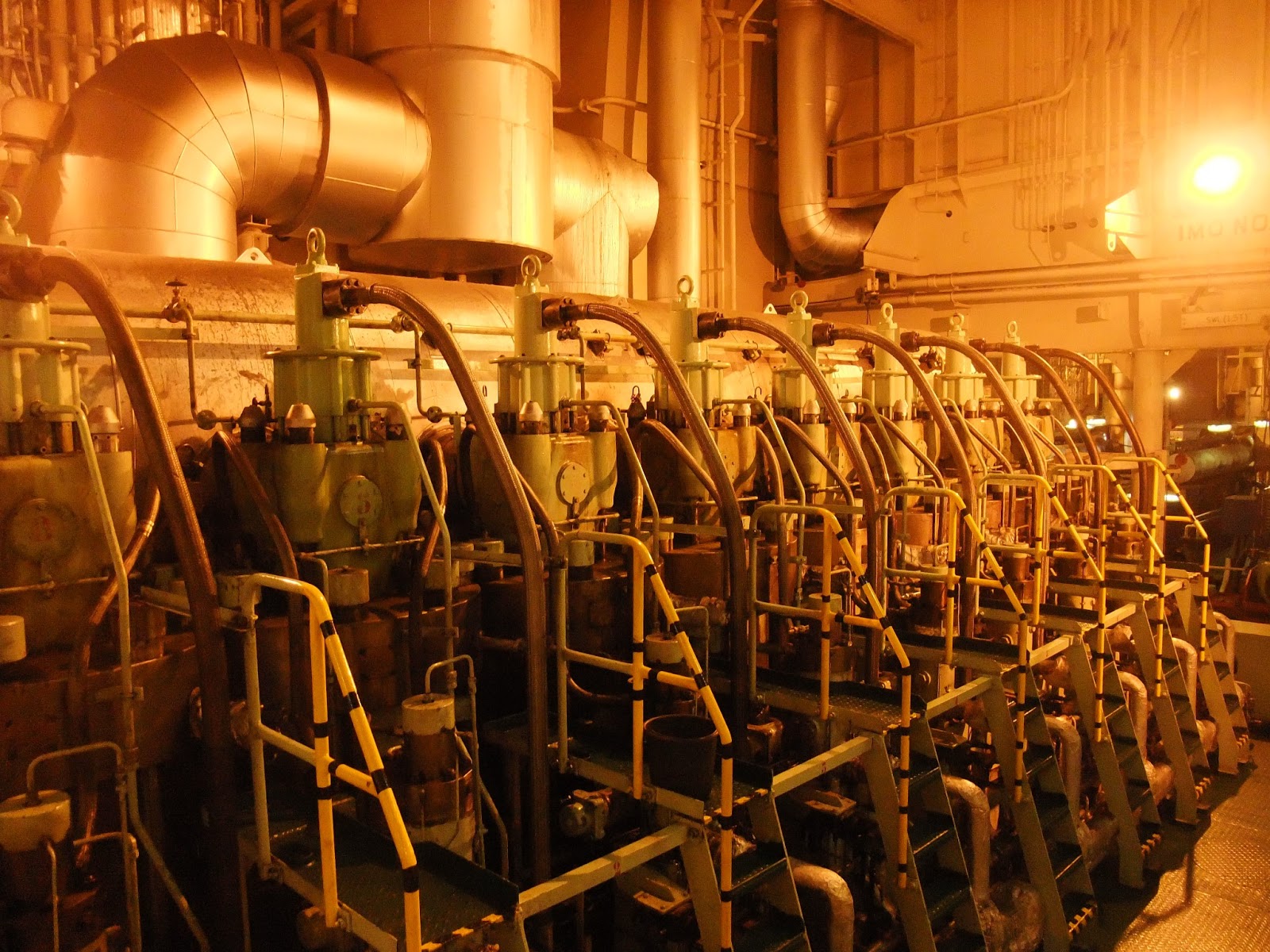 Day 9: Tour of the engine room, first BBQ