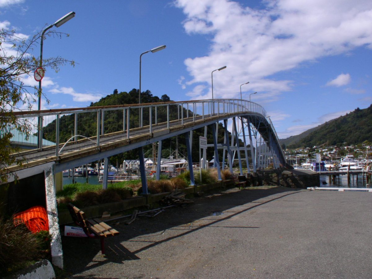 Picton - the marina