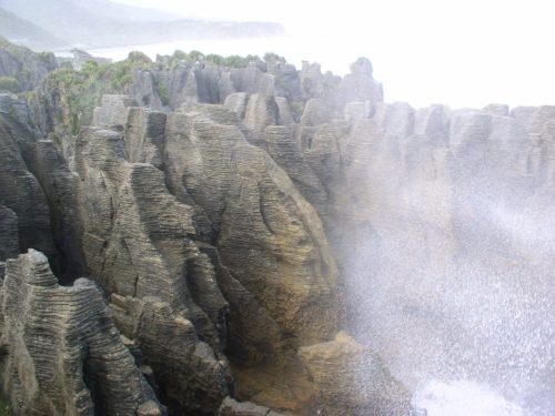 Punaiki: Pancake rocks & blowholes